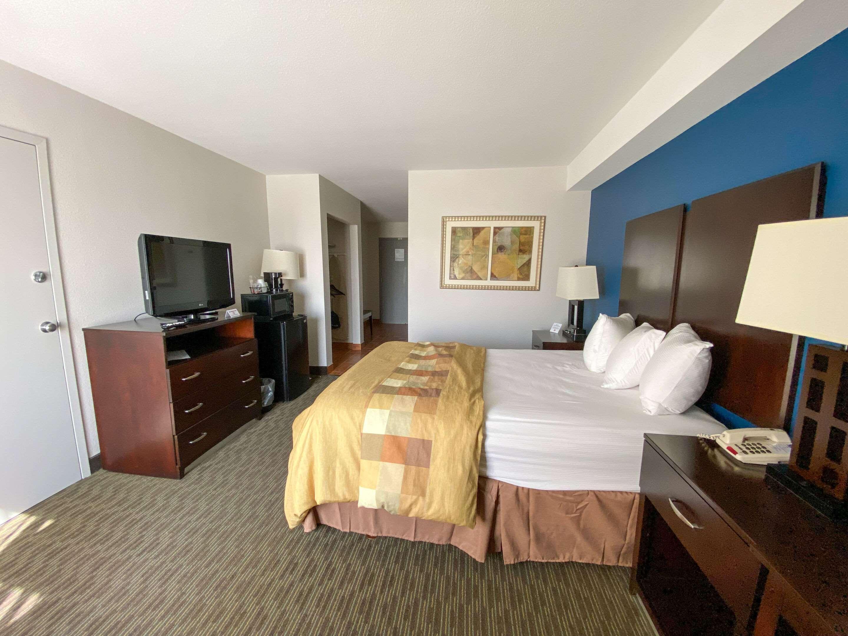 Mainstay Suites Conover-Hickory Exterior photo
