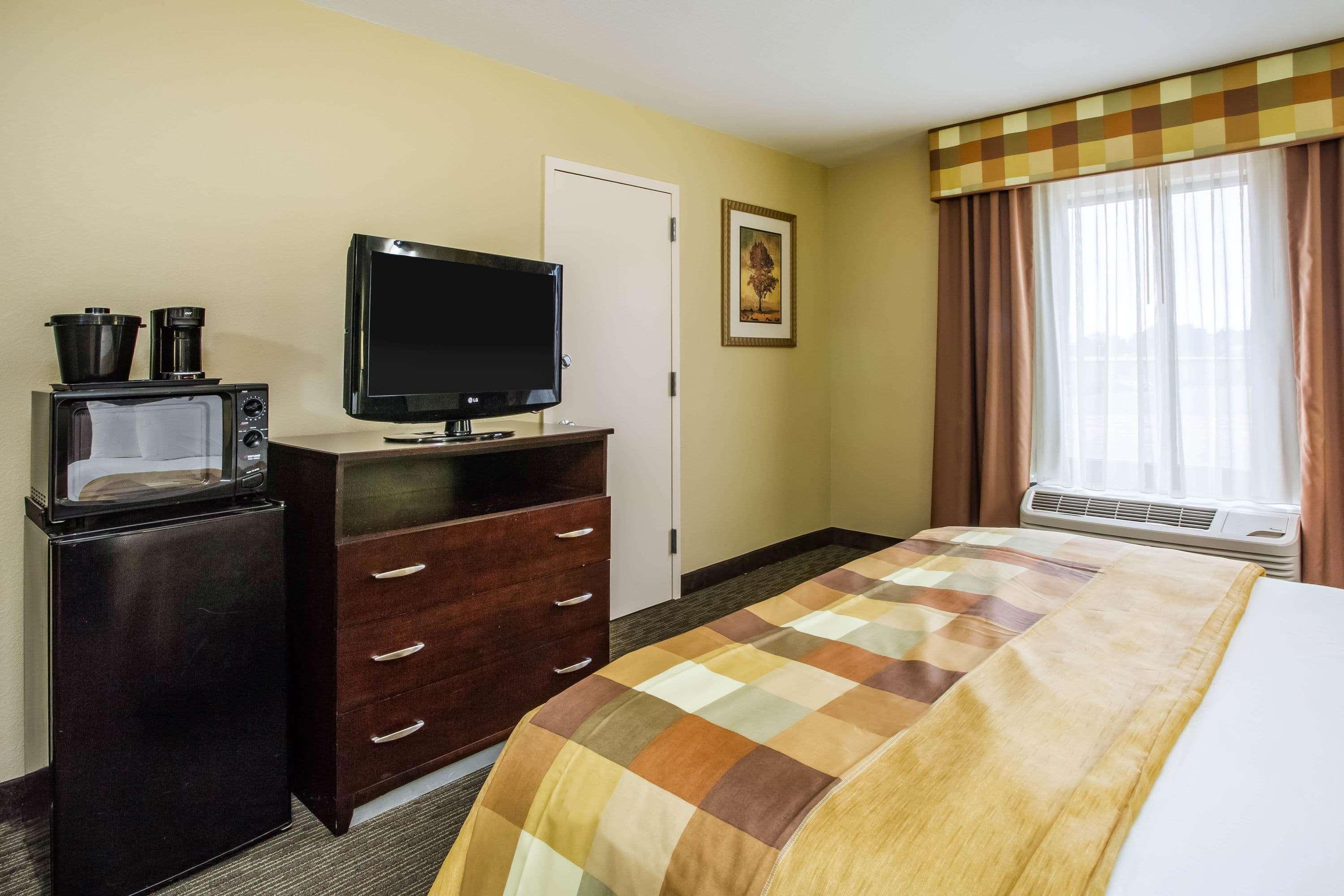 Mainstay Suites Conover-Hickory Exterior photo