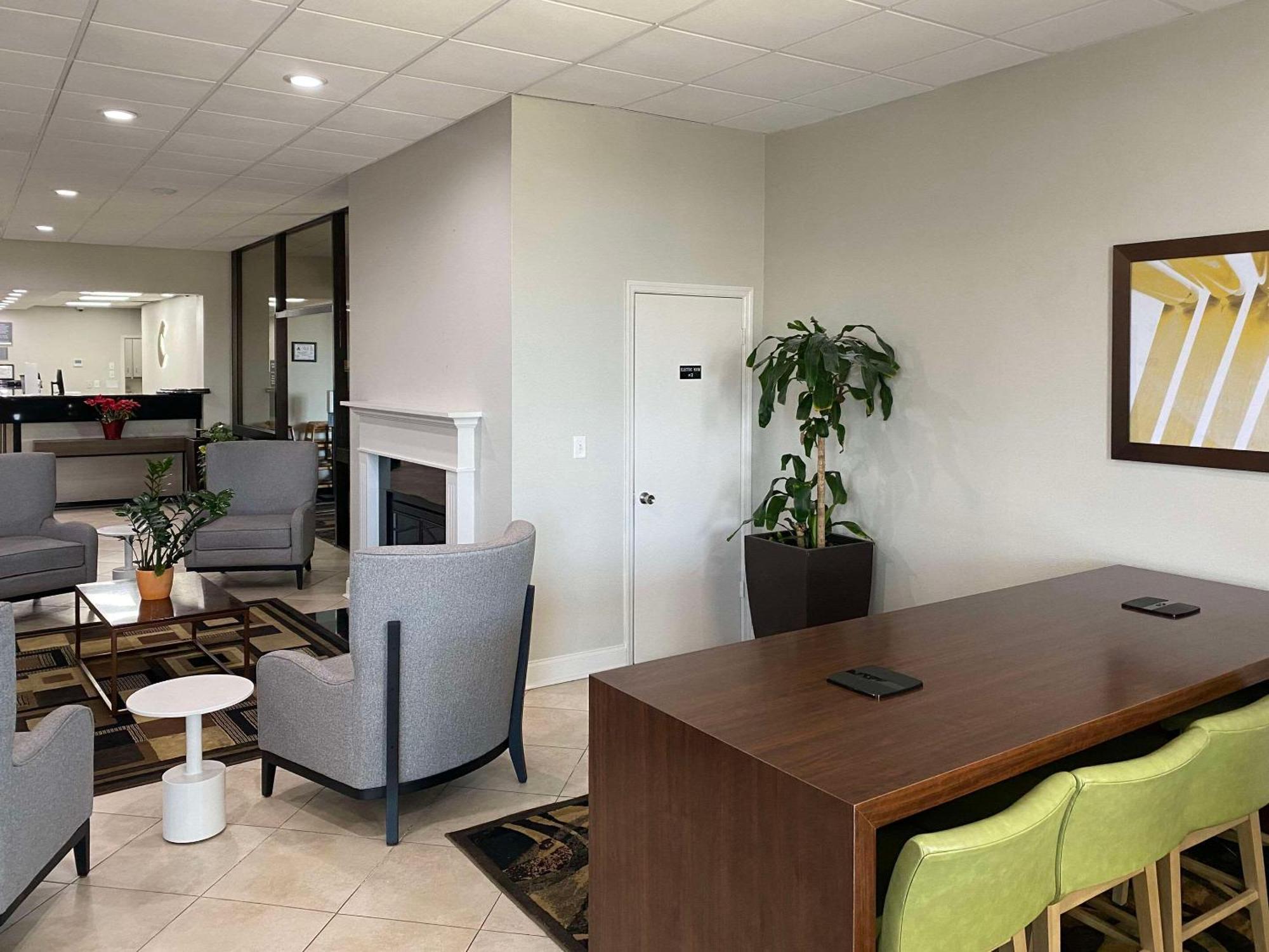 Mainstay Suites Conover-Hickory Exterior photo