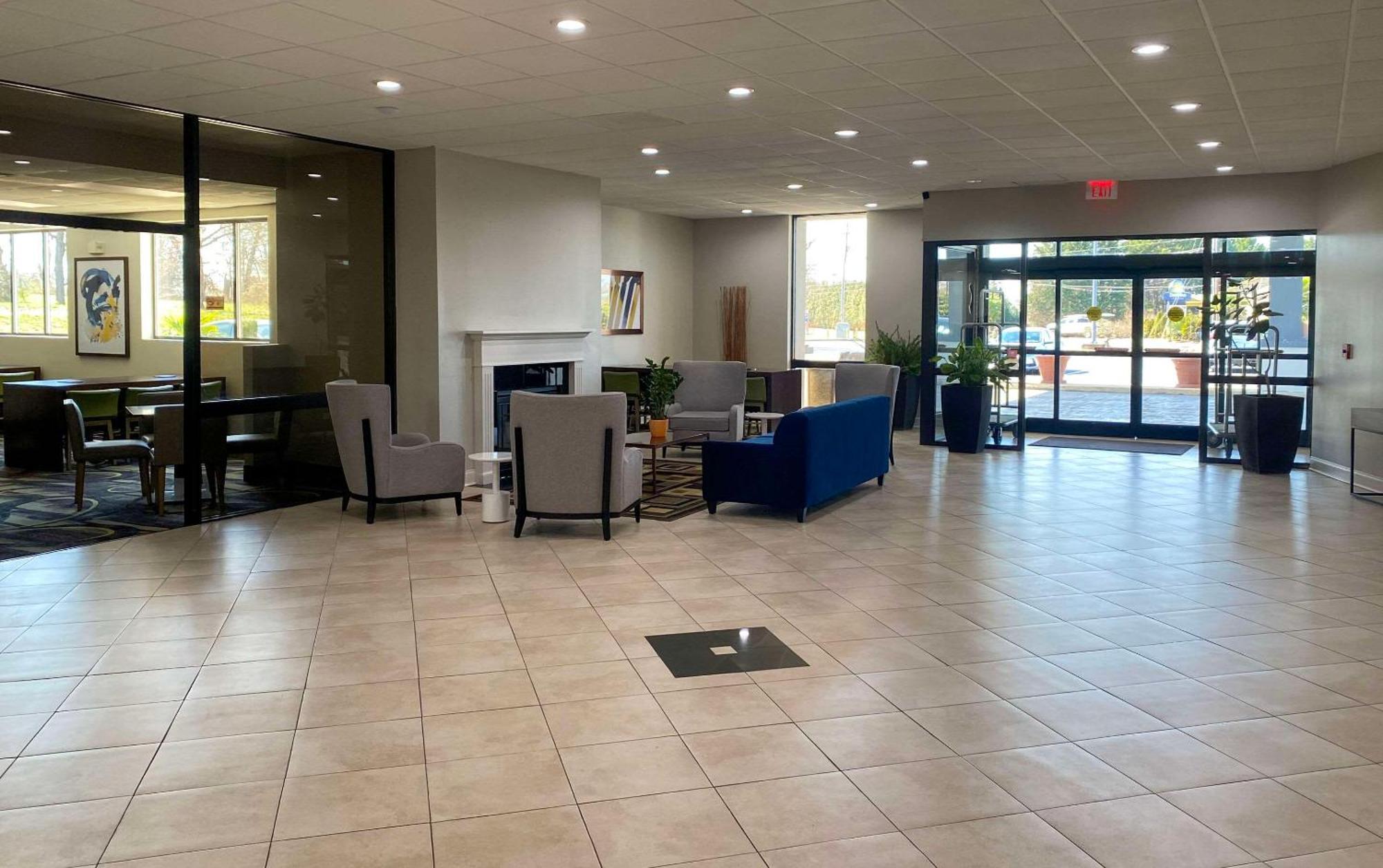 Mainstay Suites Conover-Hickory Exterior photo
